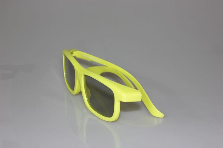 工厂供应生产3d眼镜轻便圆偏光3d眼镜影院供应3d眼镜